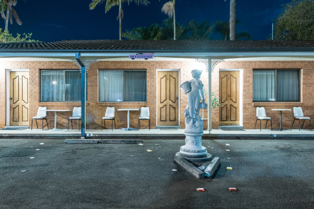 Oddly Soothing Photos of Australia’s Roadside Motels