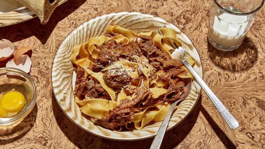 Pappardelle met rijkelijk gevulde ragout