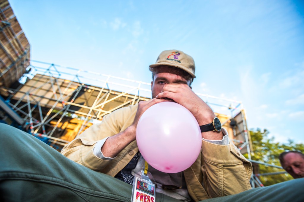 Her er alle de typer, du skal tage med på festival