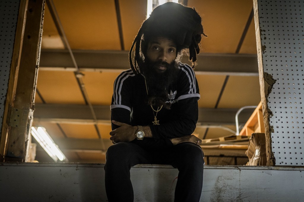 Yaadcore Wants You to Leave Your Badmind Behind On The Upbeat “Fenke, Fenke”