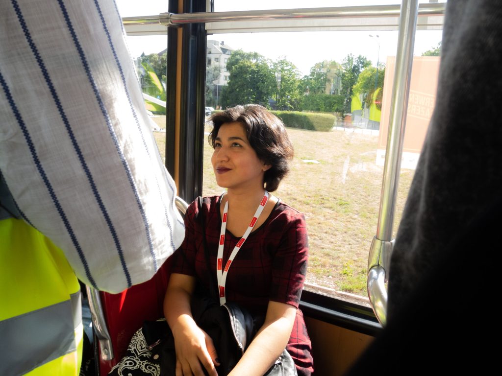 Tramwaj, który uczy, że nie wszyscy muszą być biali i mówić po polsku