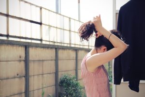 「そうでなくとも、海外でアジア人女性は〈ヤレそう〉〈主張がなさそう〉と思われて〈アジ専〉が寄ってくるんですよね」