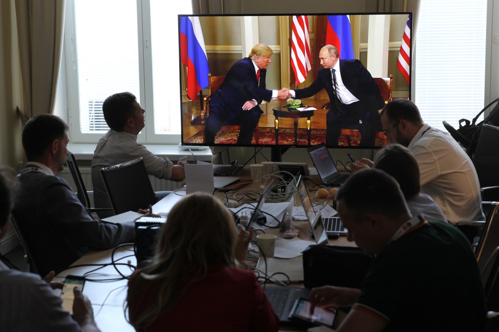 Usai Ngobrol Empat Mata Bareng Putin, Trump Makin ‘Jinak’ Sama Rusia
