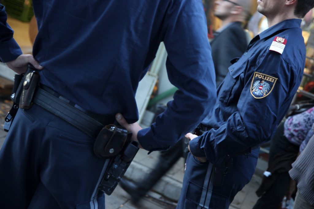 Ich verklage die österreichische Polizei wegen Ausweiskontrollen