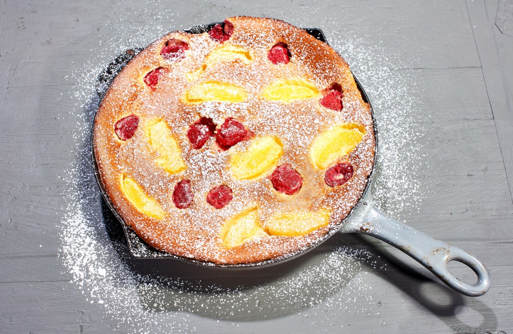 Clafoutis di arancia e lamponi