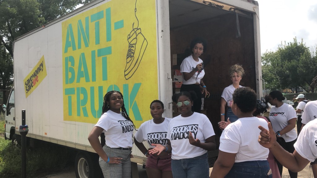 Rapper Vic Mensa surprised Chicago with 4 “bait trucks” that actually helped the community