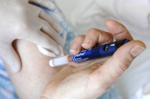 insulinespuit op arm