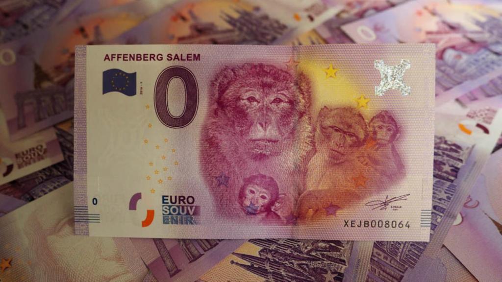De man die rijk wordt met het drukken van officiële nul euro biljetten