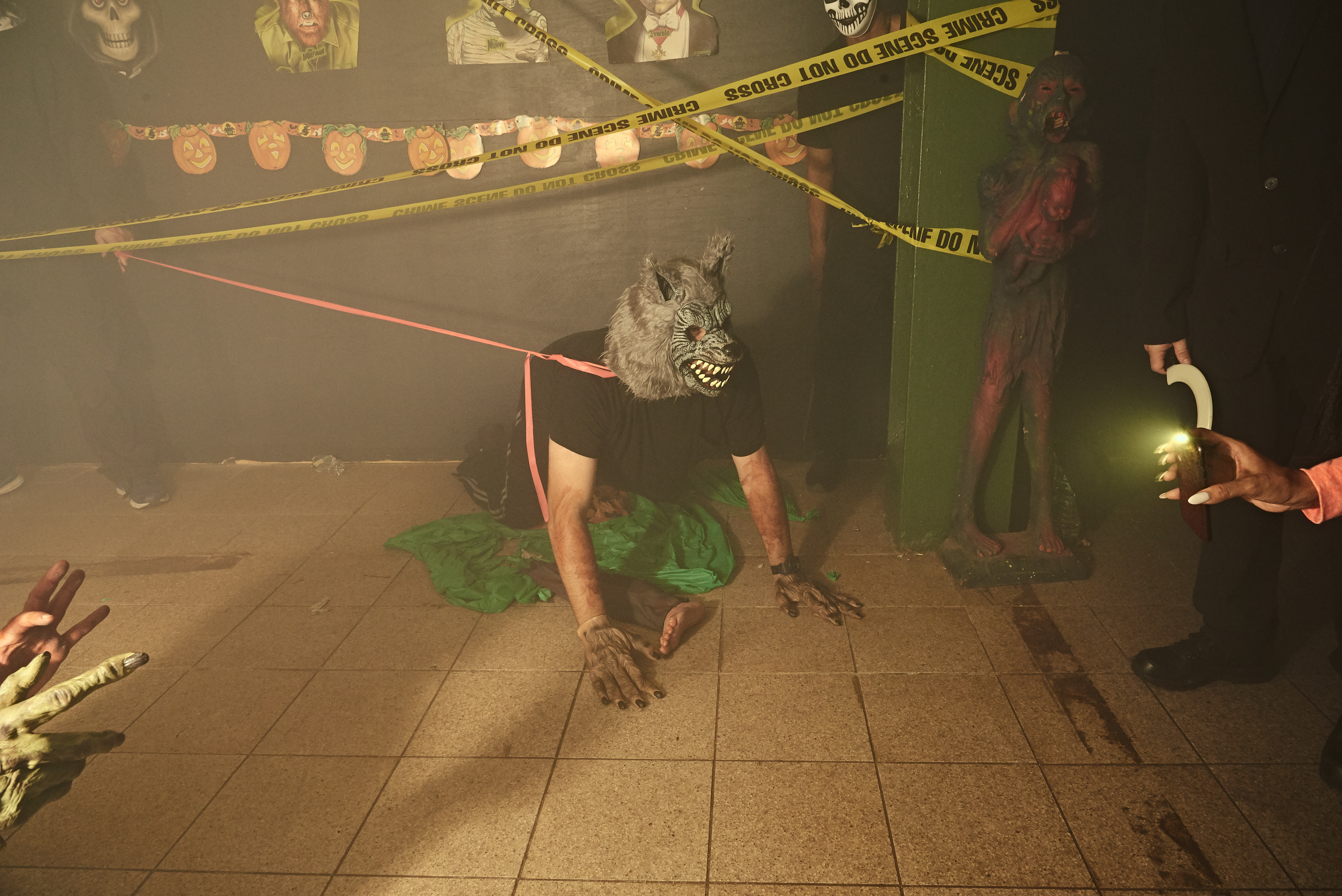 1540221437720-1540218571767-Llorente_Haunted_House_13