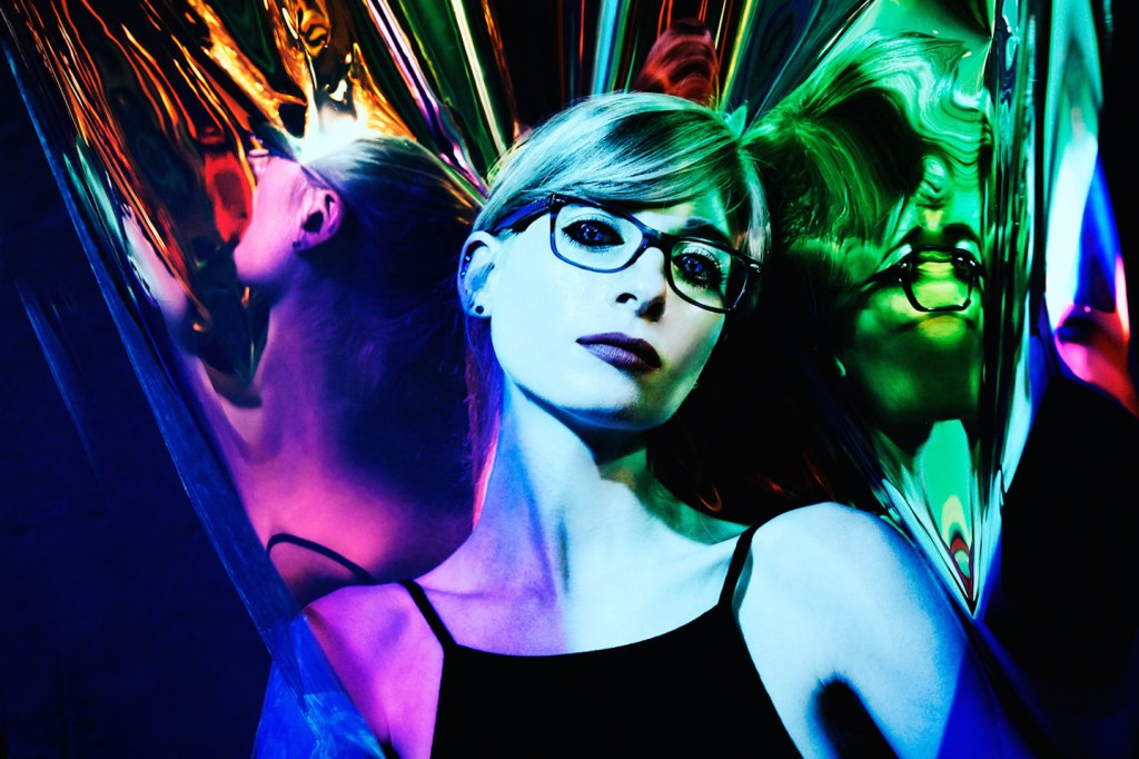 Get Lost in Kelly Moran’s Multi-Dimensional Piano Music