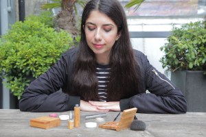 Die Autorin und ihr plastikfreies Make-up