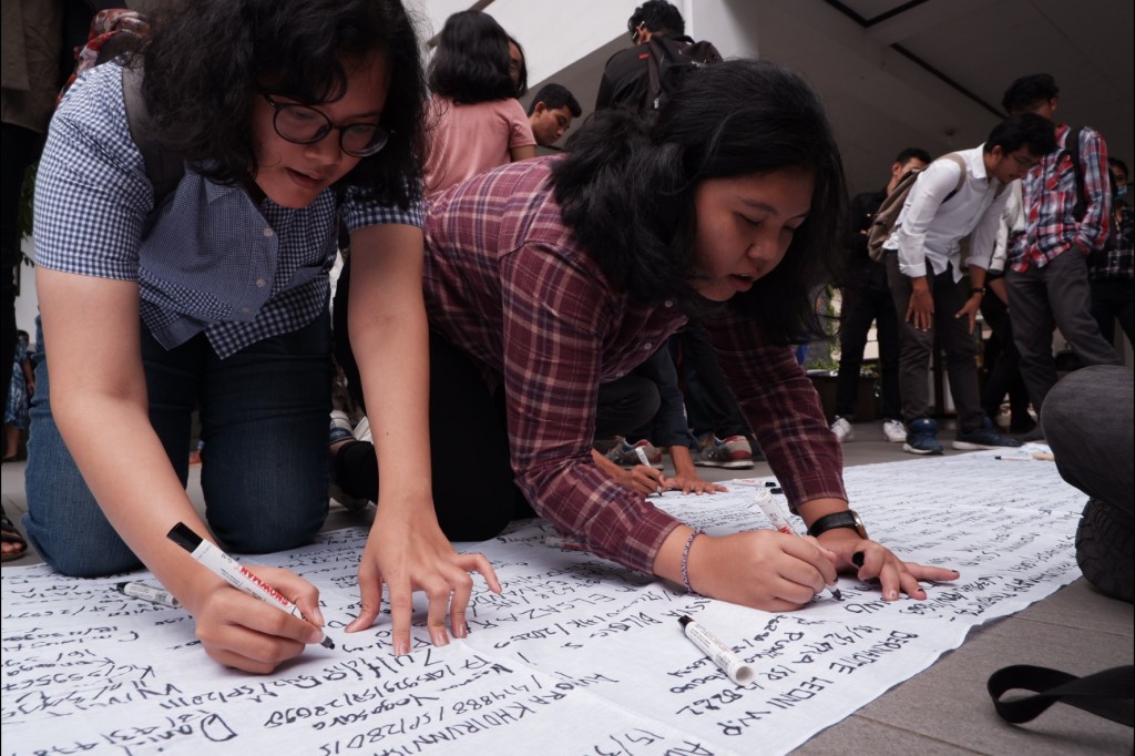 Kisah dari Dapur Balairung: Laporan Perkosaan oleh Persma UGM Menyulut Gerakan #kitaAGNI