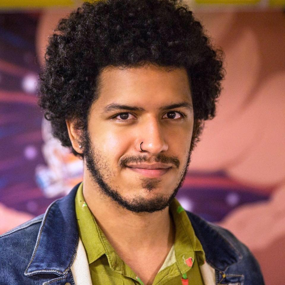 “É difícil pro racista aceitar o fato de que um negro pode ter algo caro”