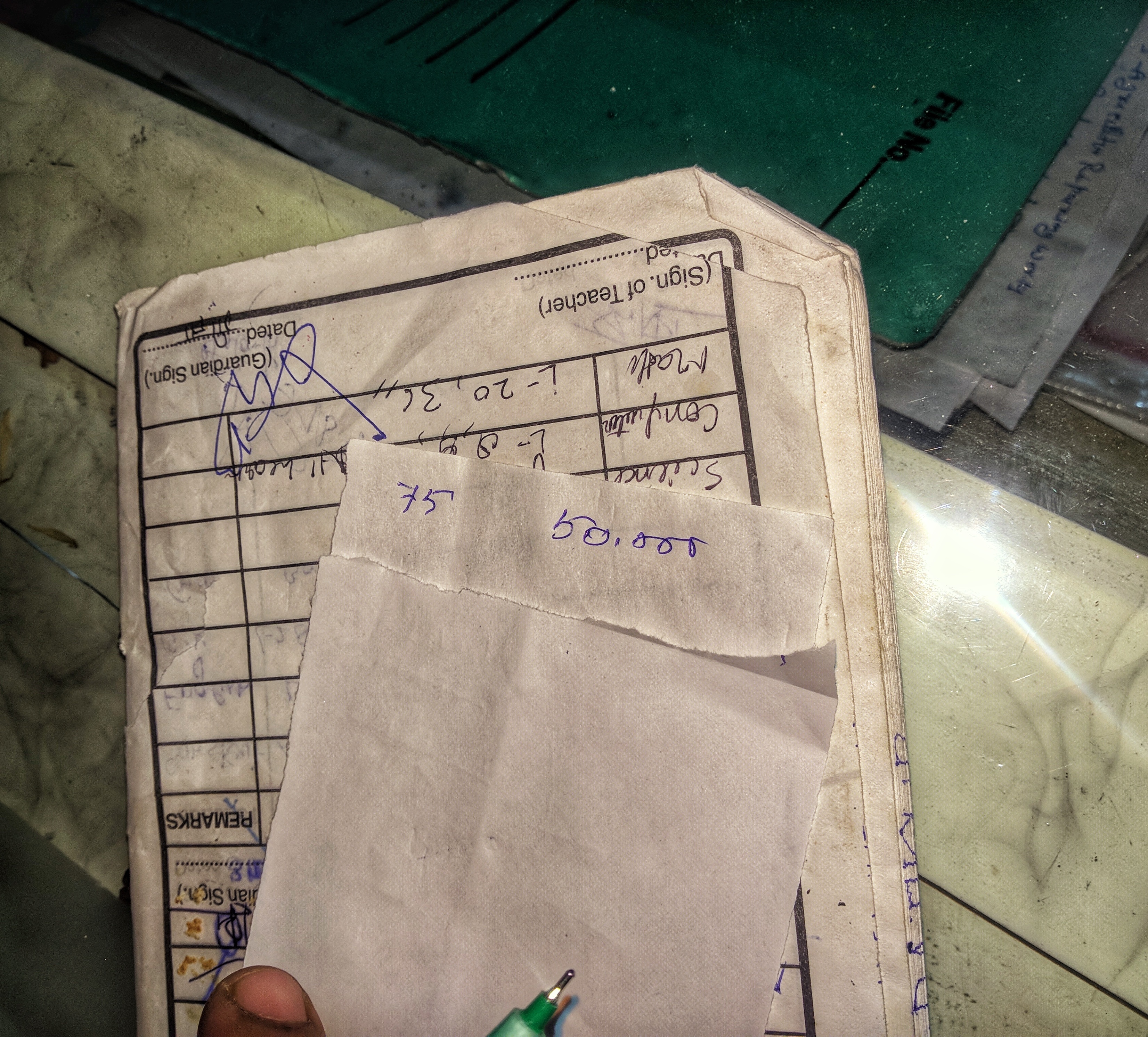 1542645273412-Sharma-writes-a-sample-shit-for-Gali-Disawar