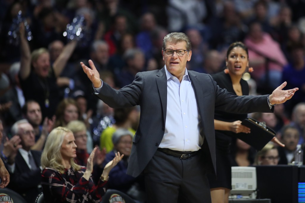 UConn, for the First Time in Forever, Plays the Role of Underdog