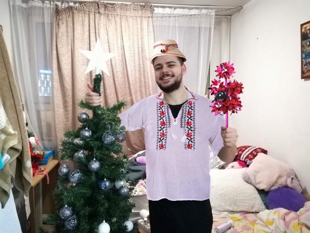 Am ieșit la colindat pe Tinder și Fuego mi-a salvat Crăciunul