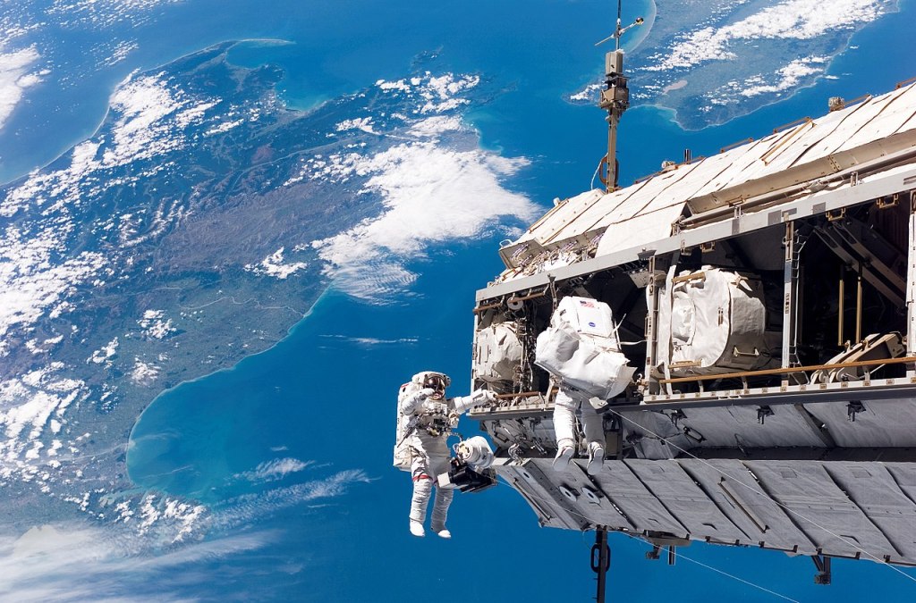 Un astronaut a sunat din greșeală la urgențe tocmai din spațiu
