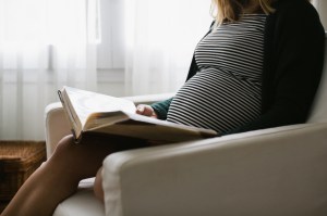 how-pregnancy-changes-womens-brains-to-prepare-them-for-motherhood-1482263366 (1)