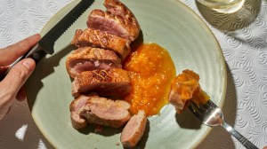 Anatra con salsa al mandarino