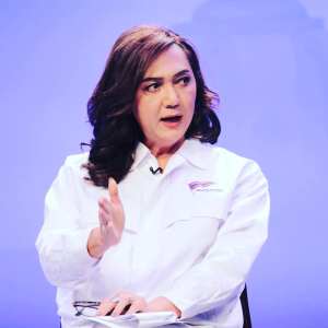 Pauline Ngarmpring, calon perdana menteri transgender pertama di Thailand