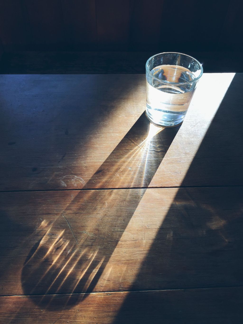 Esto es lo que le pasa a tu cuerpo si bebes 11 litros de agua al día
