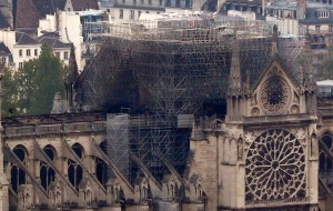 Four hundred firefighters managed to save the structure as well as several important pieces of religious art.
