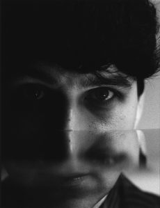 Ezra Koenig dari Vampire Weekend