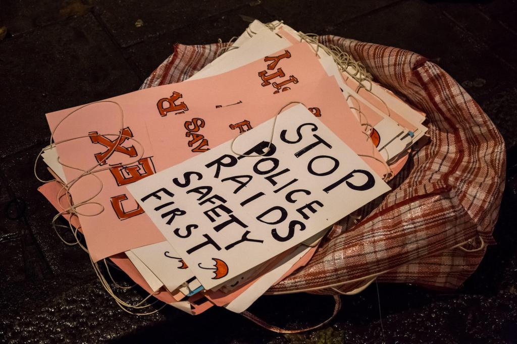 Sex Workers Are Having Their Earnings Confiscated in Trafficking Stings