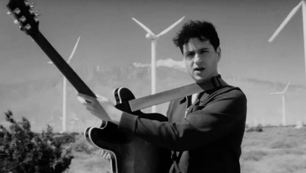 Mira «This Life», el nuevo video de Vampire Weekend que trata sobre nada