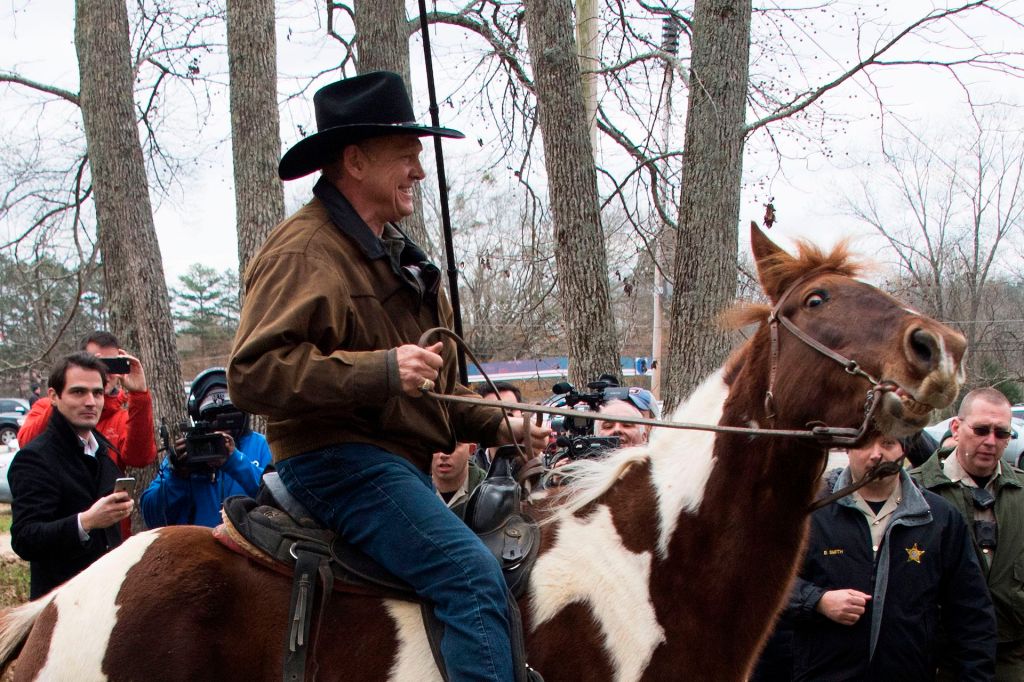 Mitch McConnell’s Worst Nightmare: Roy Moore Is Running For Senate Again