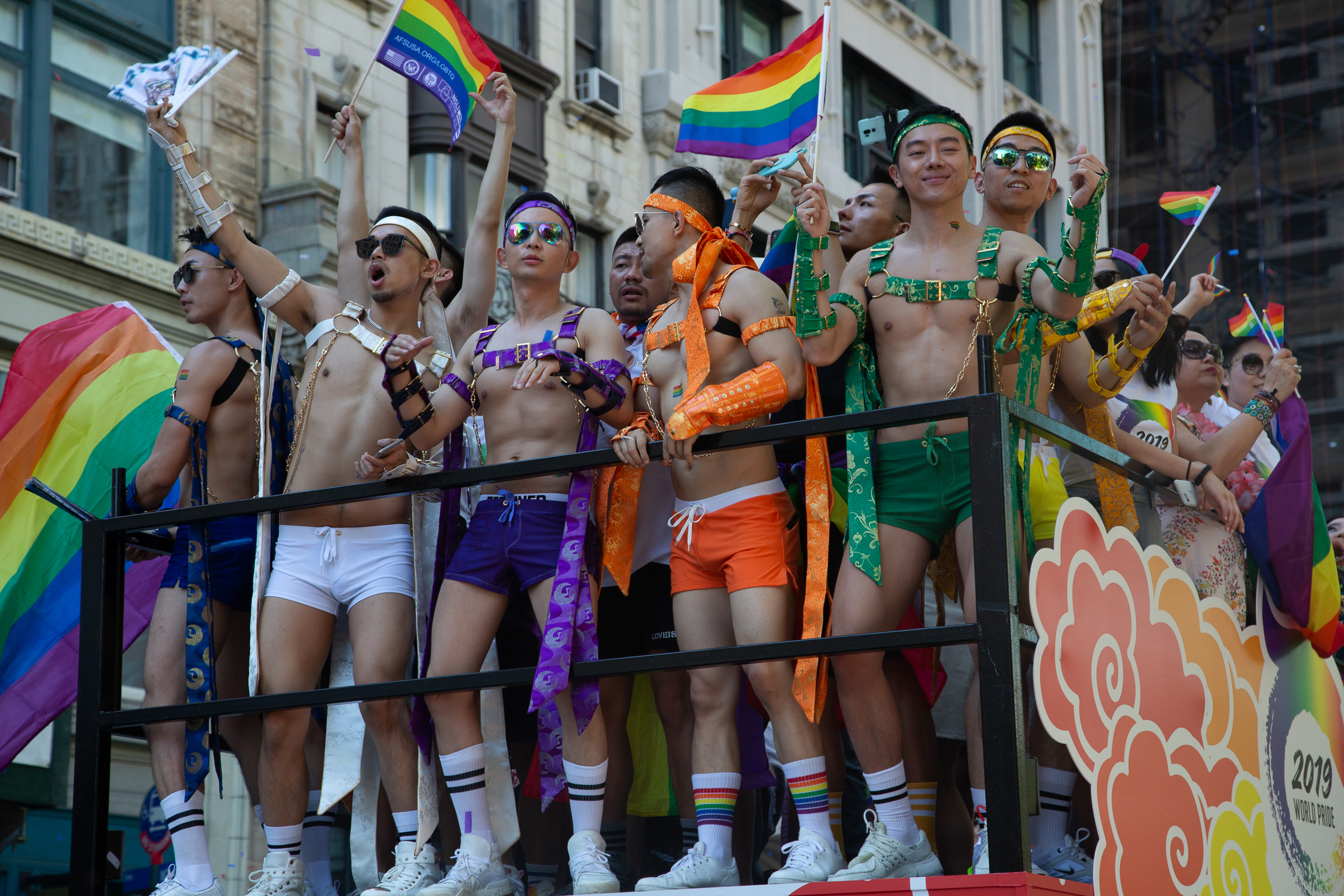 1561996616818-2019_0630_PrideParade-4800