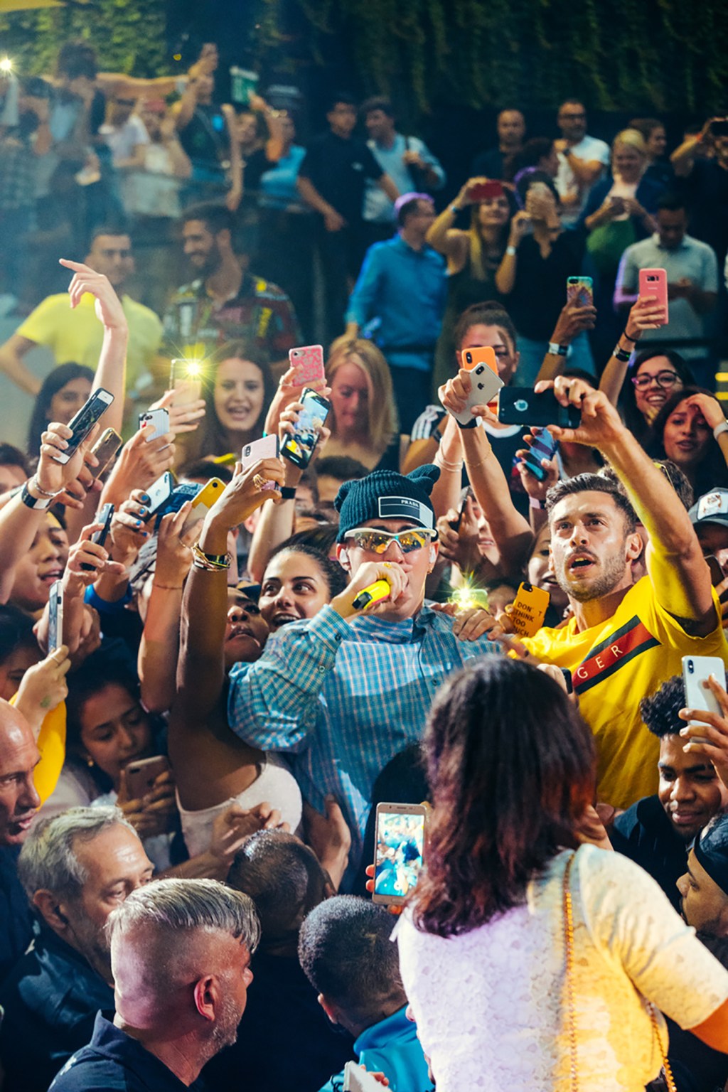 Il concerto di Bad Bunny per Apple a Milano è già nella storia