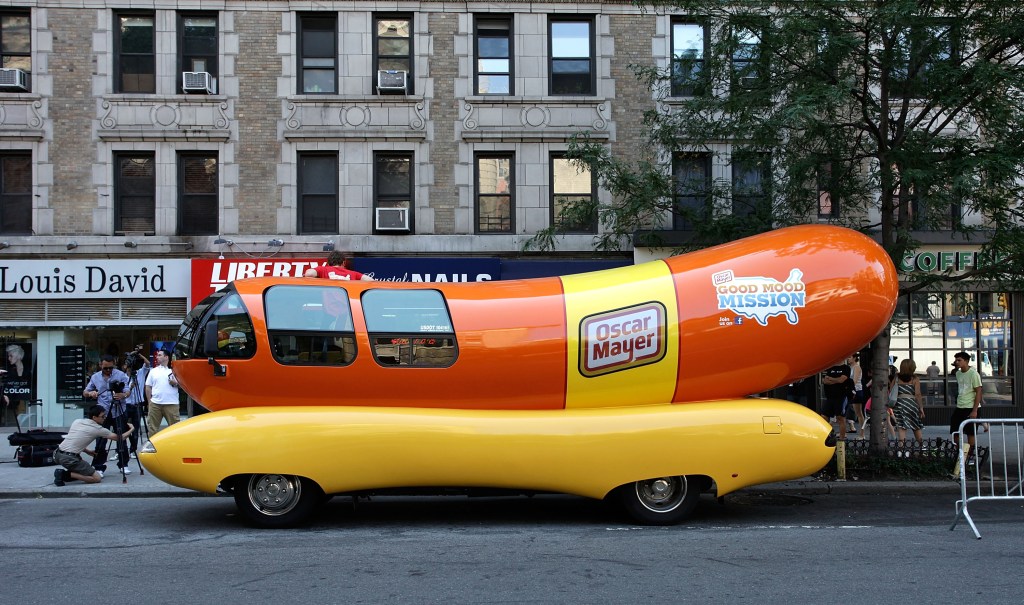 oscar mayer wienermobile