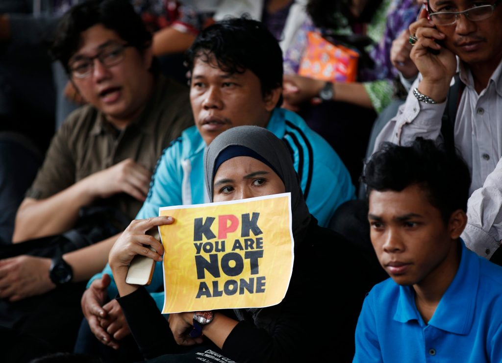 DPR Sahkan Revisi UU KPK, Upacara Pemakaman Simbolis KPK Langsung Digelar