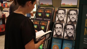 edward-snowden-book