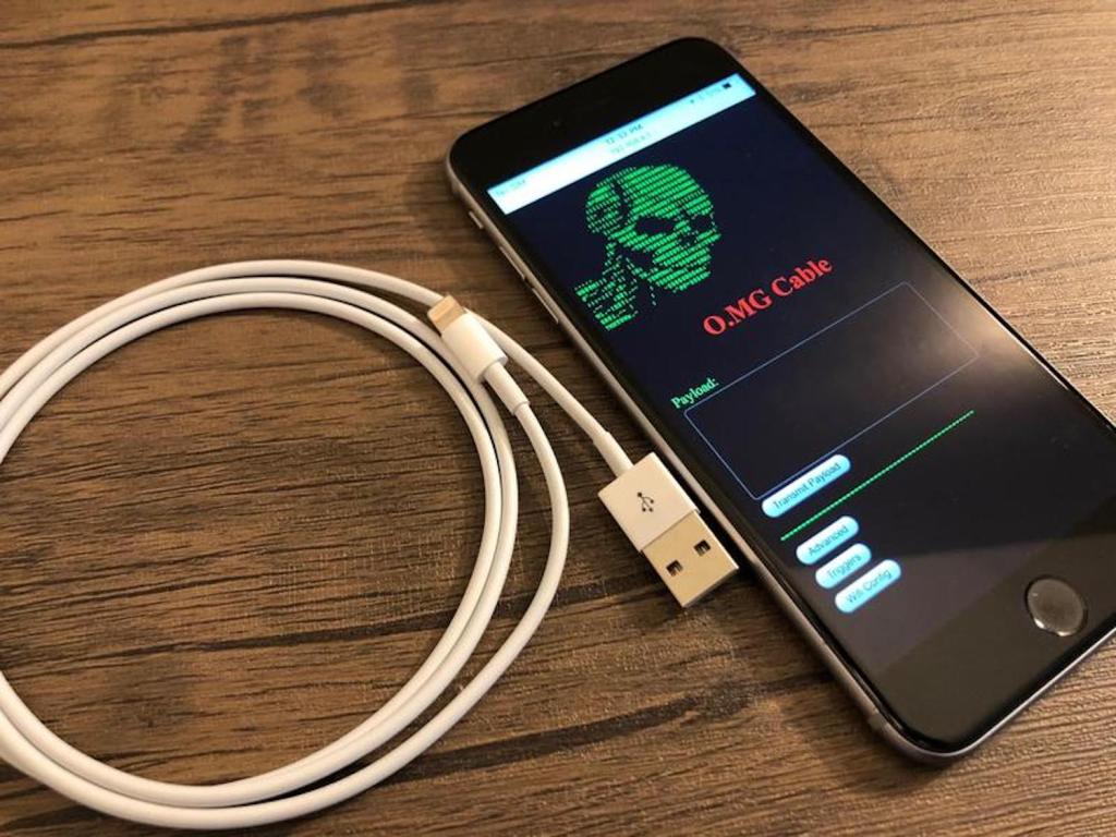 Cabos falsos de iPhone que hackeiam seu computador serão produzidos e vendidos em massa