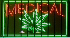 Anuncio de dispensario de cannabis