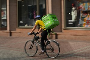 On Tuesday, California State Assemblywoman Lorena Gonzalez (D-San Diego) introduced legislation to protect restaurants from being exploited by food delivery platforms that add restaurants without permission and withhold customer data.    "We need to level