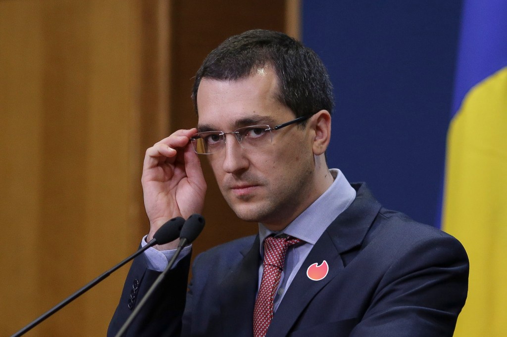Am vorbit cu Vlad Voiculescu despre cum își face campanie electorală pe Tinder