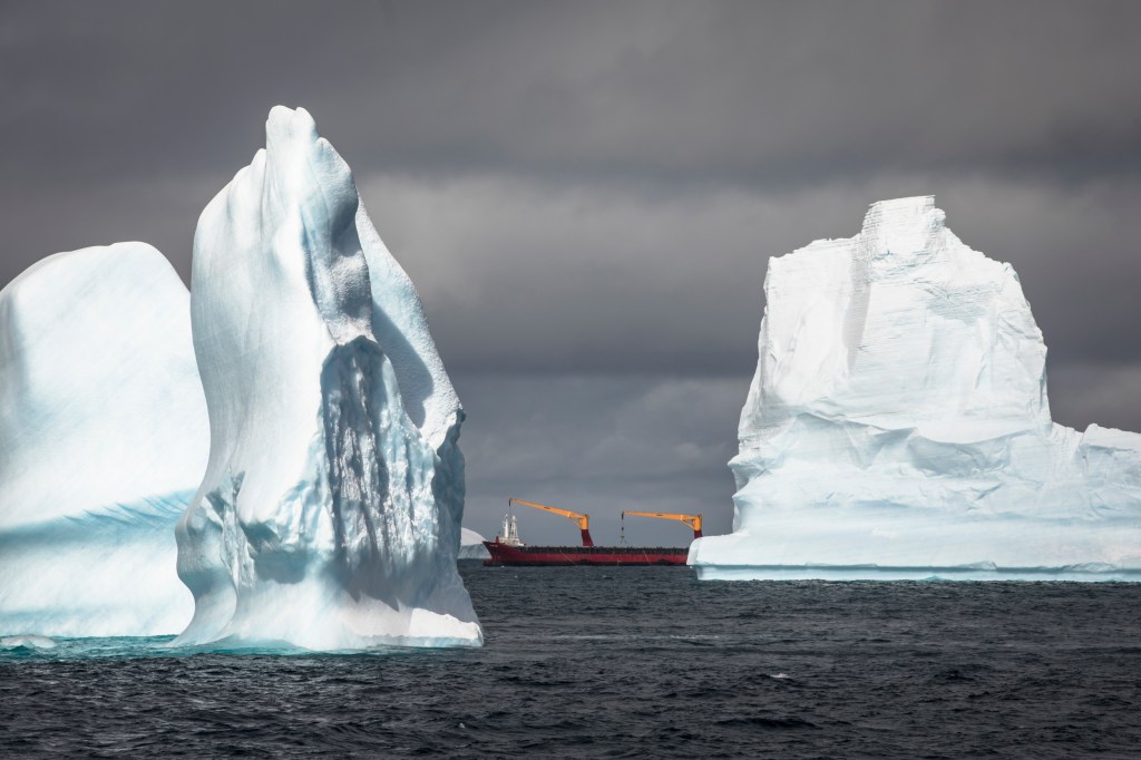 Metoda coruptă prin care pescarii distrug Oceanul Antarctic