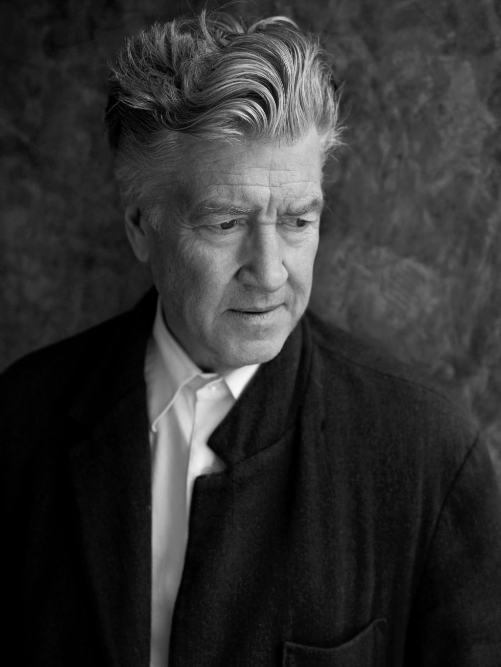 David Lynch Wants You to Meditate, Maybe Make a Lamp During Self-Isolation