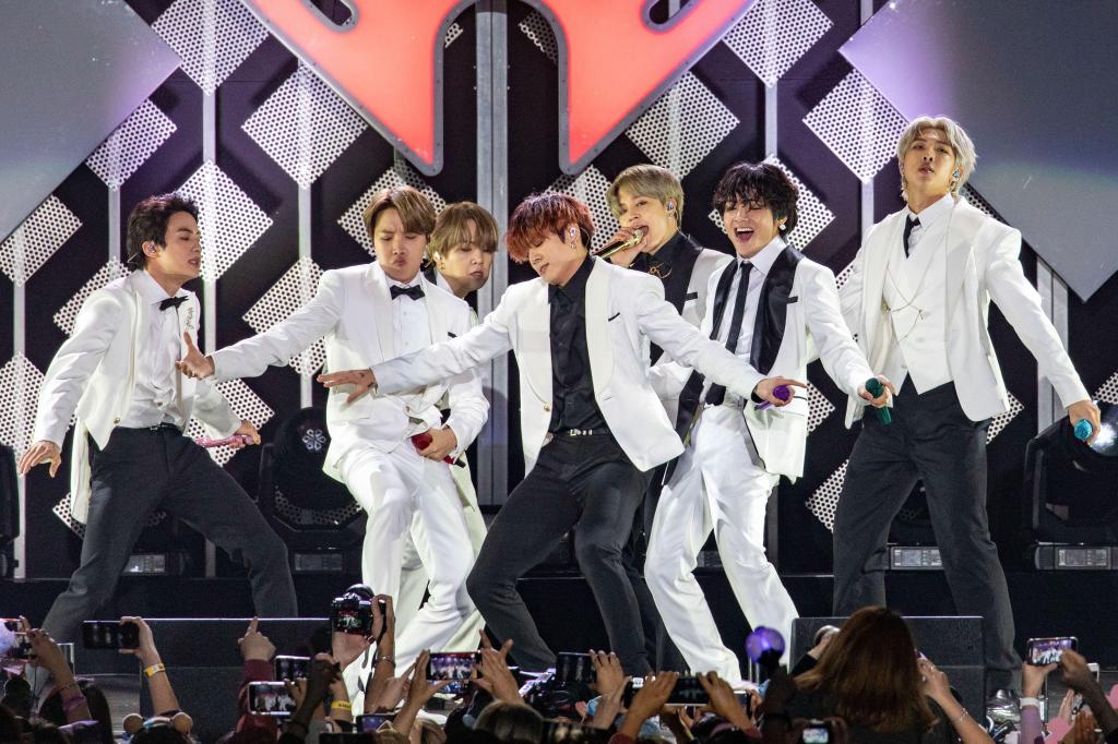 Meet the K-Pop Stans Waging Cyberwar for Black Lives Matter