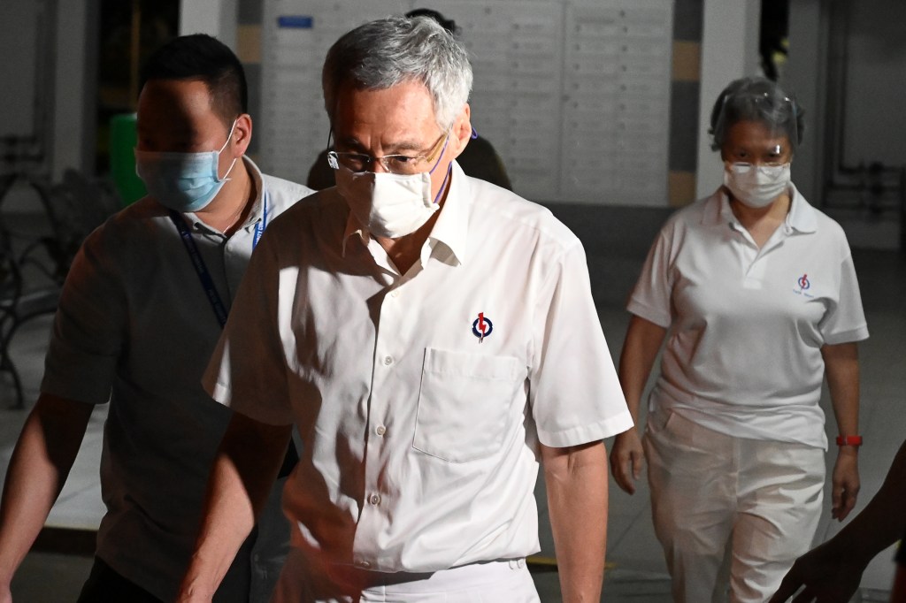 Singapore Ruling Party Keeps Supermajority, but Support Is Slipping