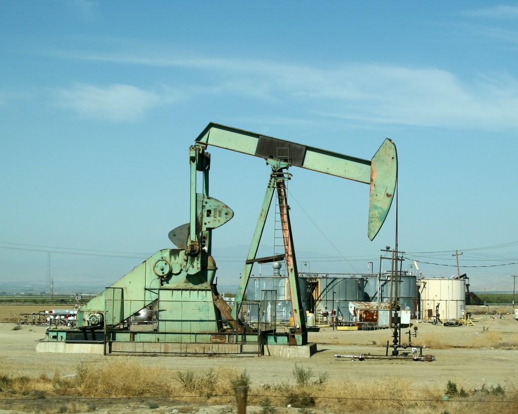 The End of the Oil Age Is Upon Us