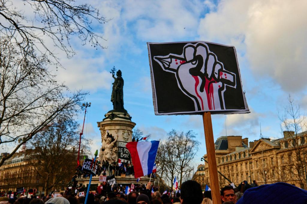 Tabloid Charlie Hebdo Nekat Kembali Cetak Ulang Kartun Menghina Nabi Muhammad
