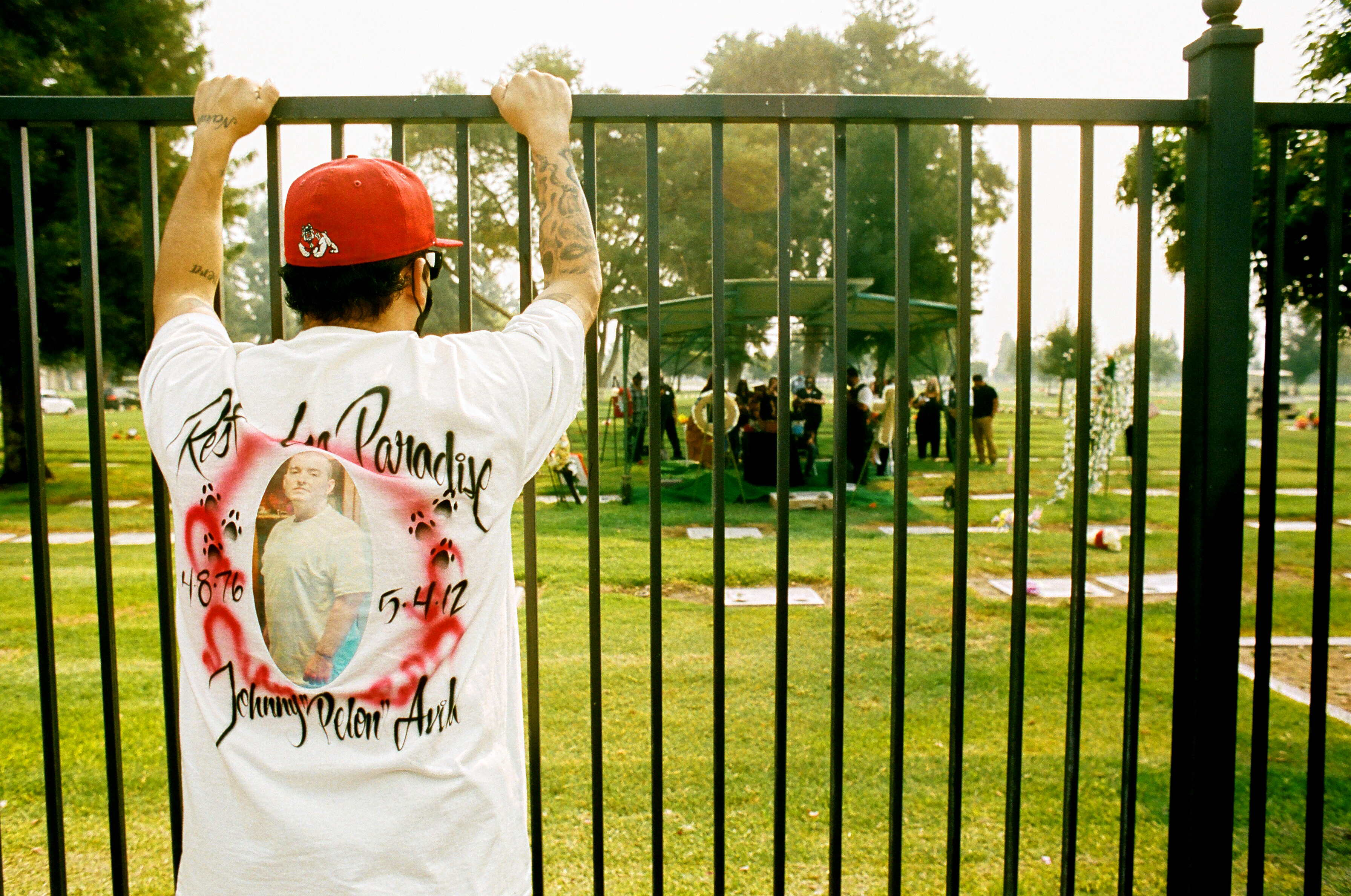 Shirt at Avila funeral by Sam Rosenthal.JPG