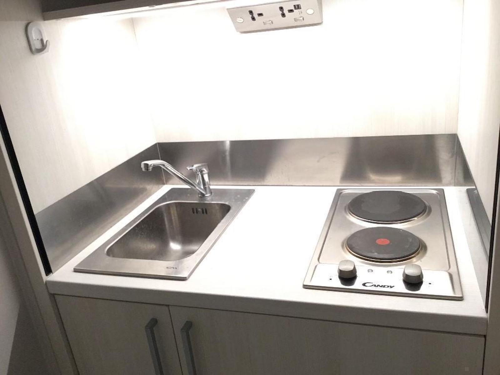 One bed studio flat in Paddington London