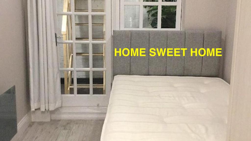 One bed studio flat in Paddington London