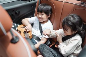 kids car travel