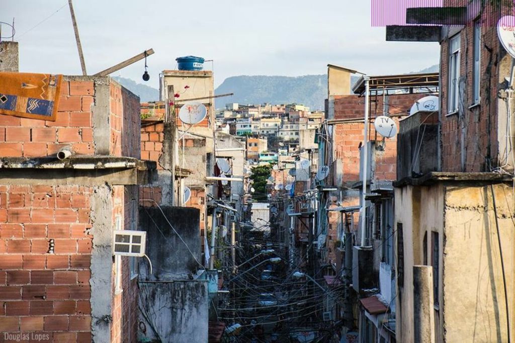 ¿Qué enseña la construcción de un inodoro en una favela?